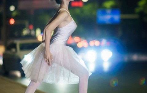 怀孕初期肚子上长东西怎么办（怀孕初期肚子上长毛是什么原因）