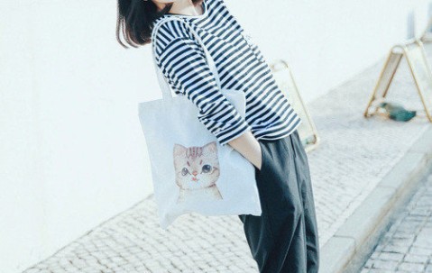 怀孕初期肚子疼大腿内侧疼（怀孕初期肚子大腿两侧疼）